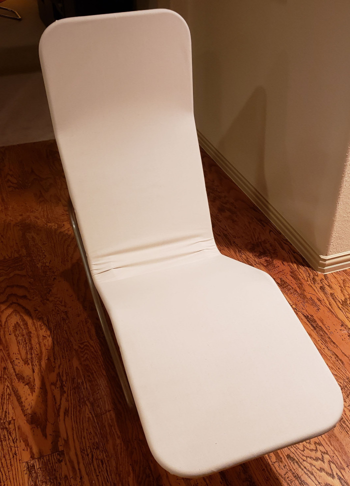 Smooth Seating: How to Easily Get Wrinkles Out of Chair Covers